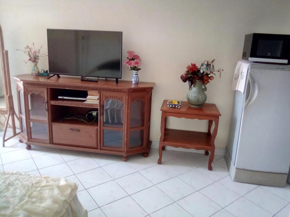 View Talay Condo #1 = Jomtien Call Me +66-8-68409-206 Pattaya Kültér fotó